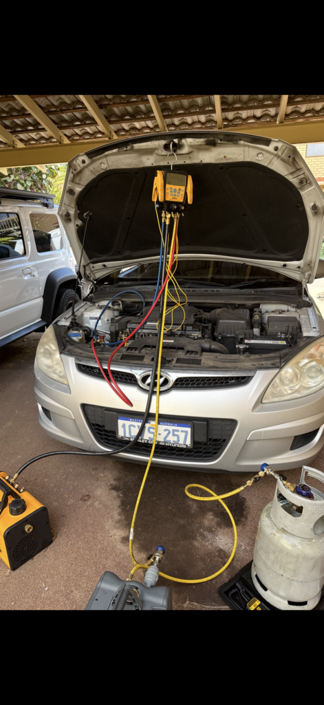 Mobile car air conditioning diagnostics in Perth